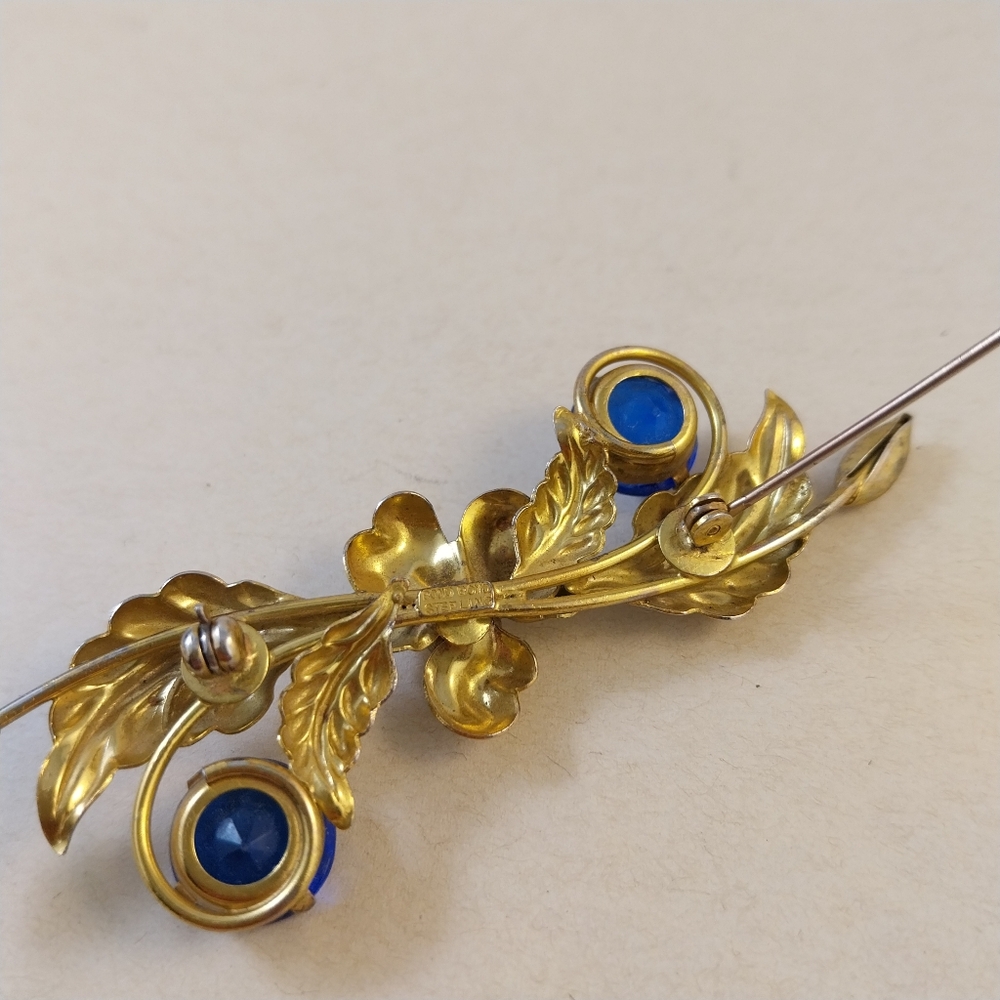 Sterling Silver and Blue Brooch - Picture 4 of 16